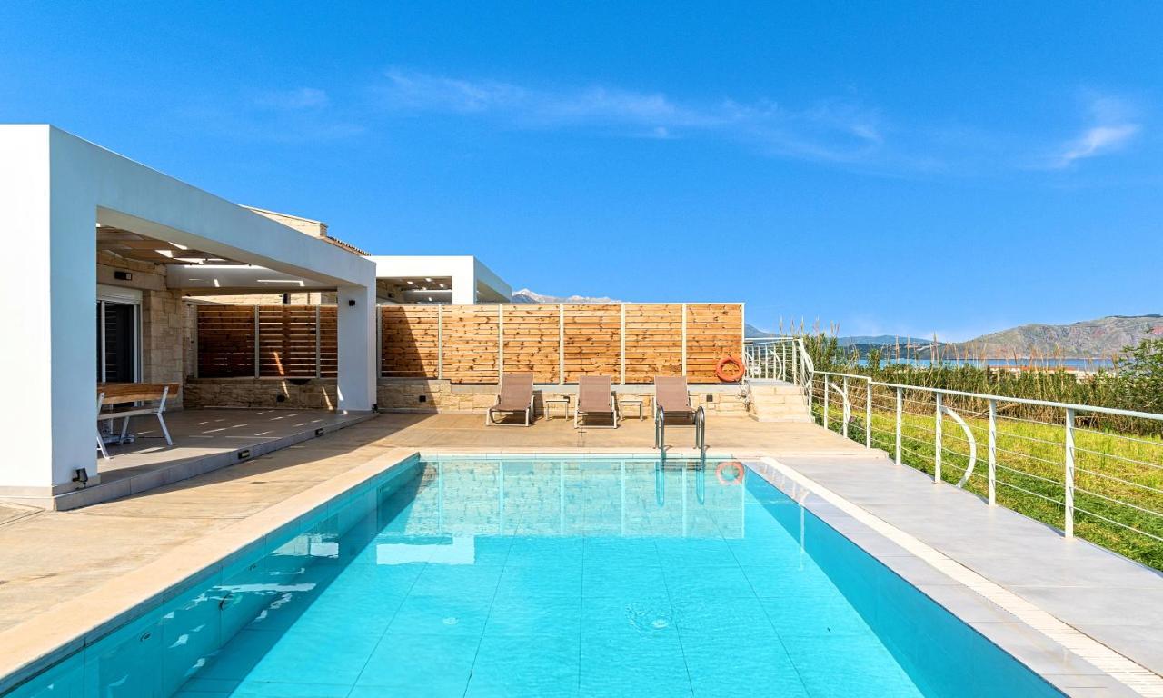 Vista Mare Villas Heated Pool 耶奥伊乌波利斯 外观 照片
